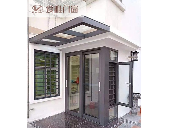 愛(ài)唯門(mén)窗廠(chǎng)家之?？谟裉m園工程案例