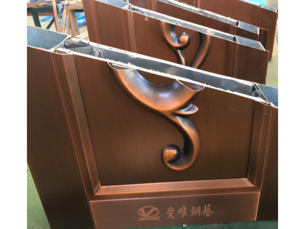 工程銅門隱患多？愛(ài)唯銅門10年經(jīng)驗(yàn)老師傅為您解憂